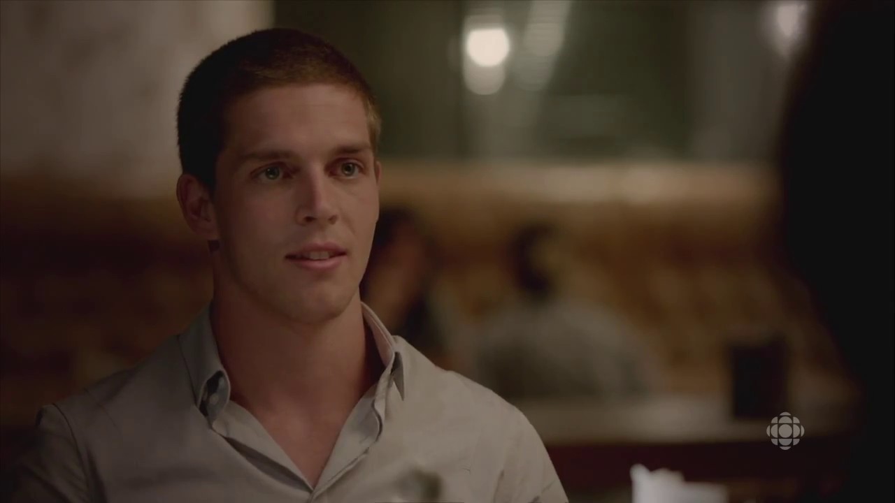 Wade Briggs / Josh Thomas - Please Like Me (tv series / comedy drama)