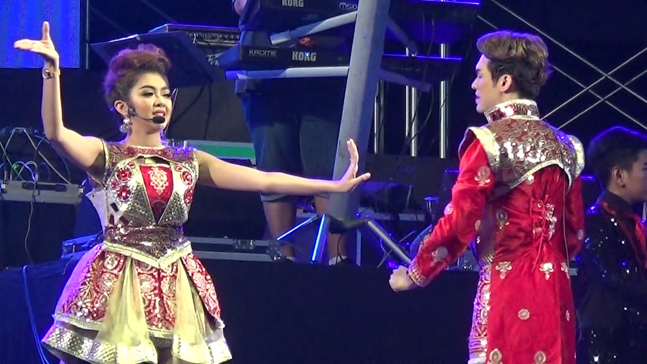 2 เปิดโชว์ คอนเสริต์ อย่างอลังการณ์จากน้องๆทีมSN