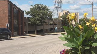 Bloomington business owner remains calm amid garage closure
