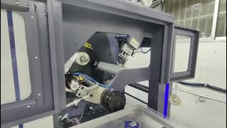 Fully automatic die cutting slitting rewinding machine.