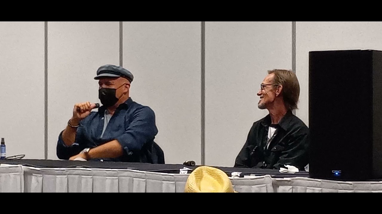 Billy  Zane  does Demon Knight