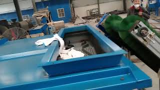 Anti-static conveyor belt