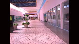 Toto - Africa (playing in an empty shopping centre)