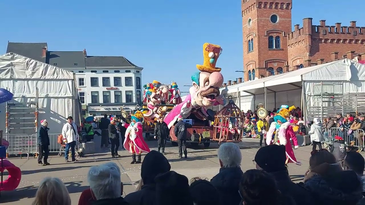 Aalst Carnaval 2025 - Statieplein - 11. AKV TENON T Es Na Of Noeit