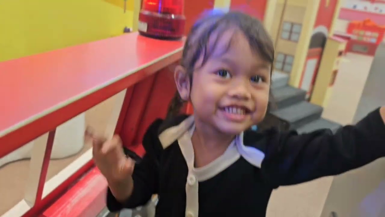 HUMAINFUN | BERMAIN DI KIDZLANDIA