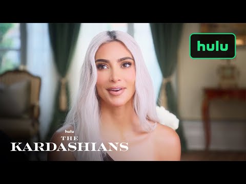 The Kardashians Season 2 | Kris and Kim in Paris | Hulu