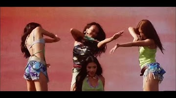 no na - (falling in love) Head in the Clouds Los Angeles 2025