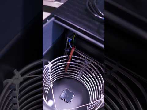 Unboxing the Lindr