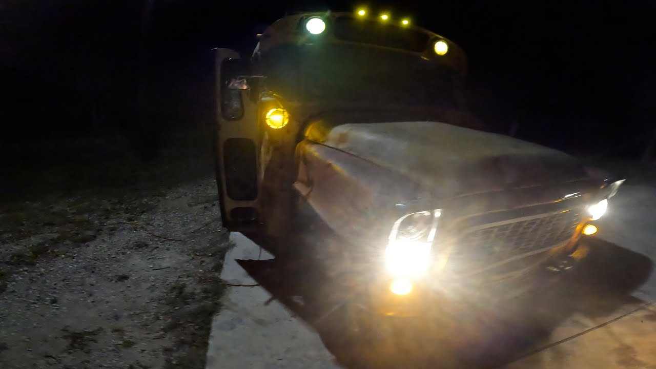 headlights-blinkers-and-marker-lights-1961-international-harvester-b