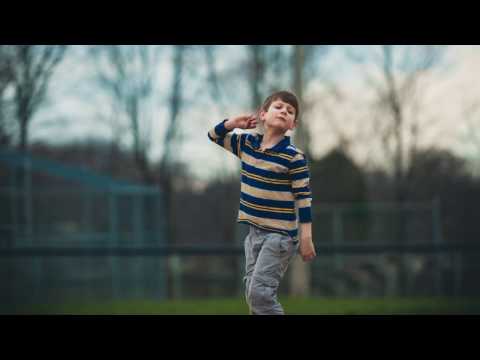 Video: Sådan genkendes tegn på autisme (med billeder)