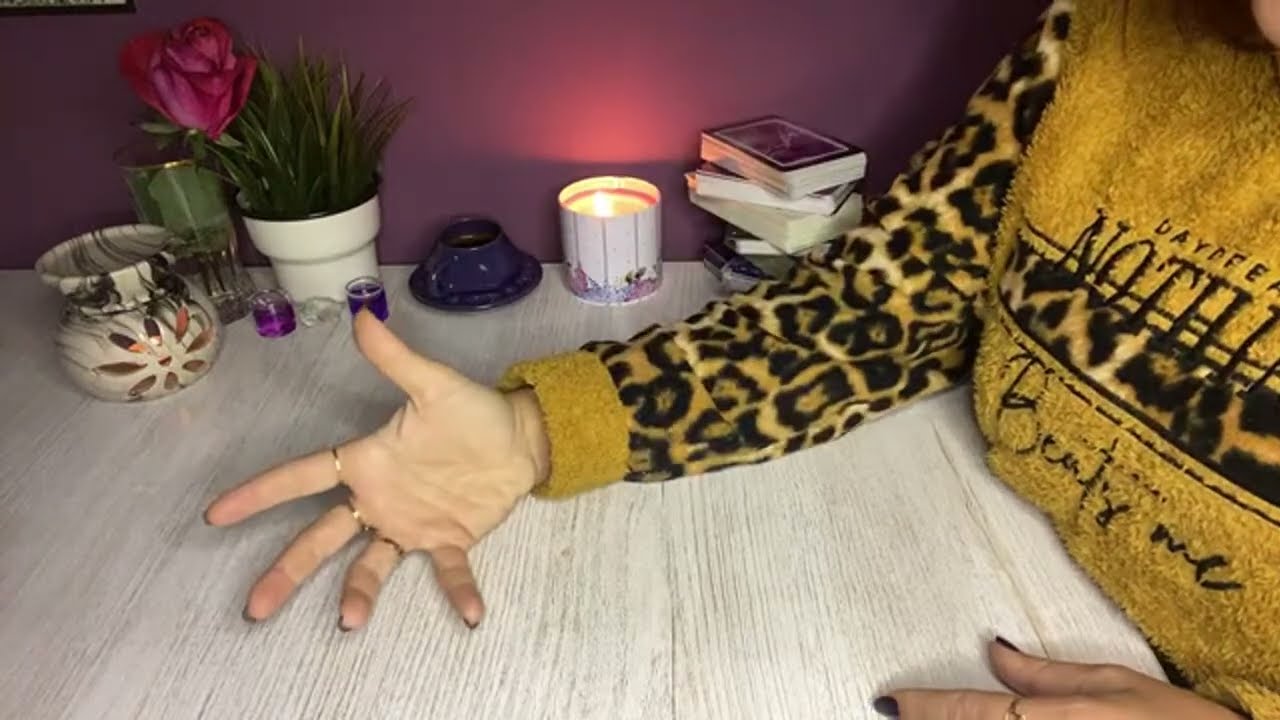 Neden çabalamıyor? Çabalıyorsa neden göstermiyor? Niye kendini kapatıyor? @aysegulerginvlog 💟☯️