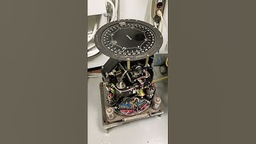 Sperry Gyro starting up. 70 something model on an ocean going tugboat built in 1976