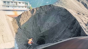 Barge Unloading Bauxite Ore - Smooth, Relaxing Flow - Vlog Of Work On The Barge