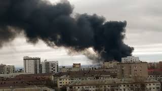 город уфа   город накрыло черным дымом сейчас 7 апреля 2024  заводы горят. слышны взрывы