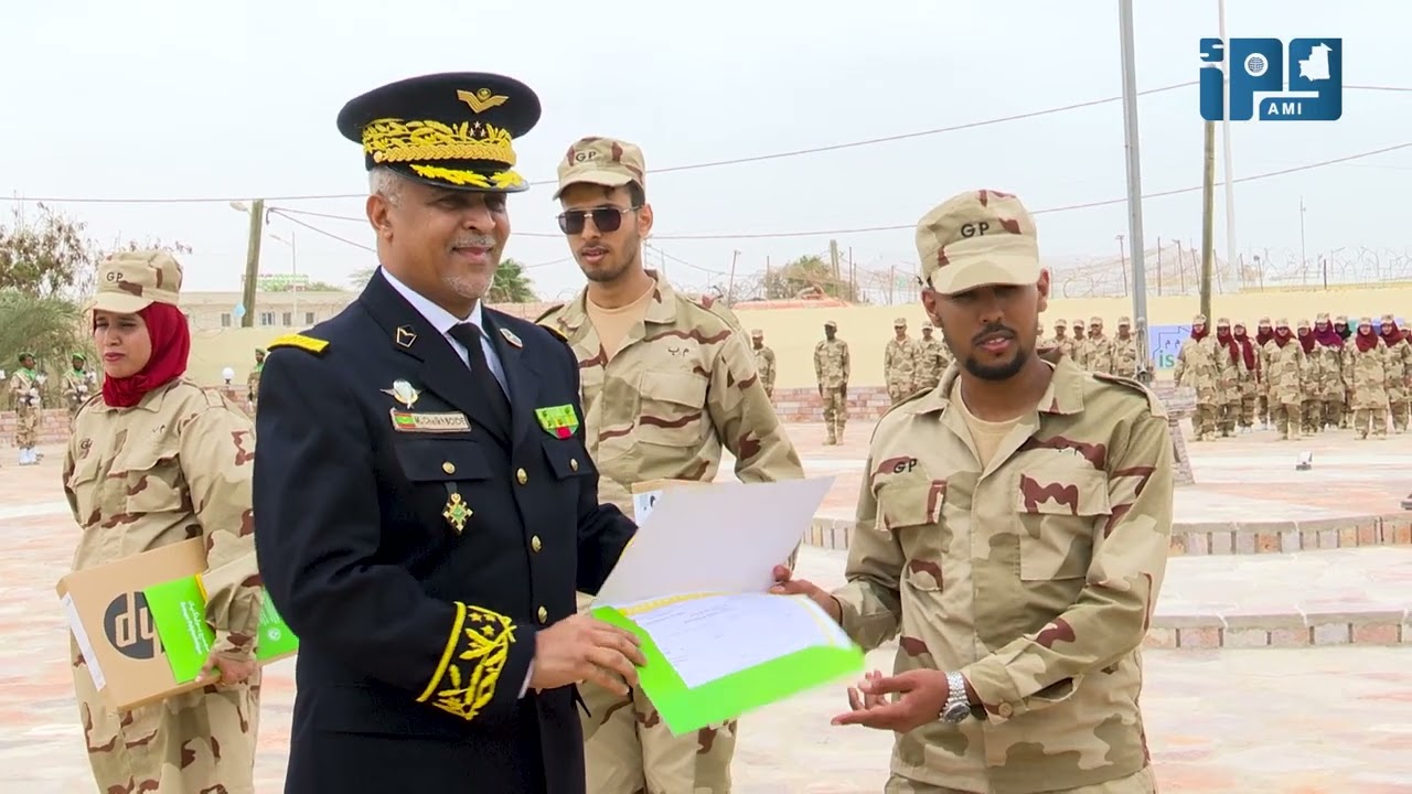 وزيرا الدفاع والتعليم العالي يشرفان على تخرج دفعات من مجمع  بوليتكنيك