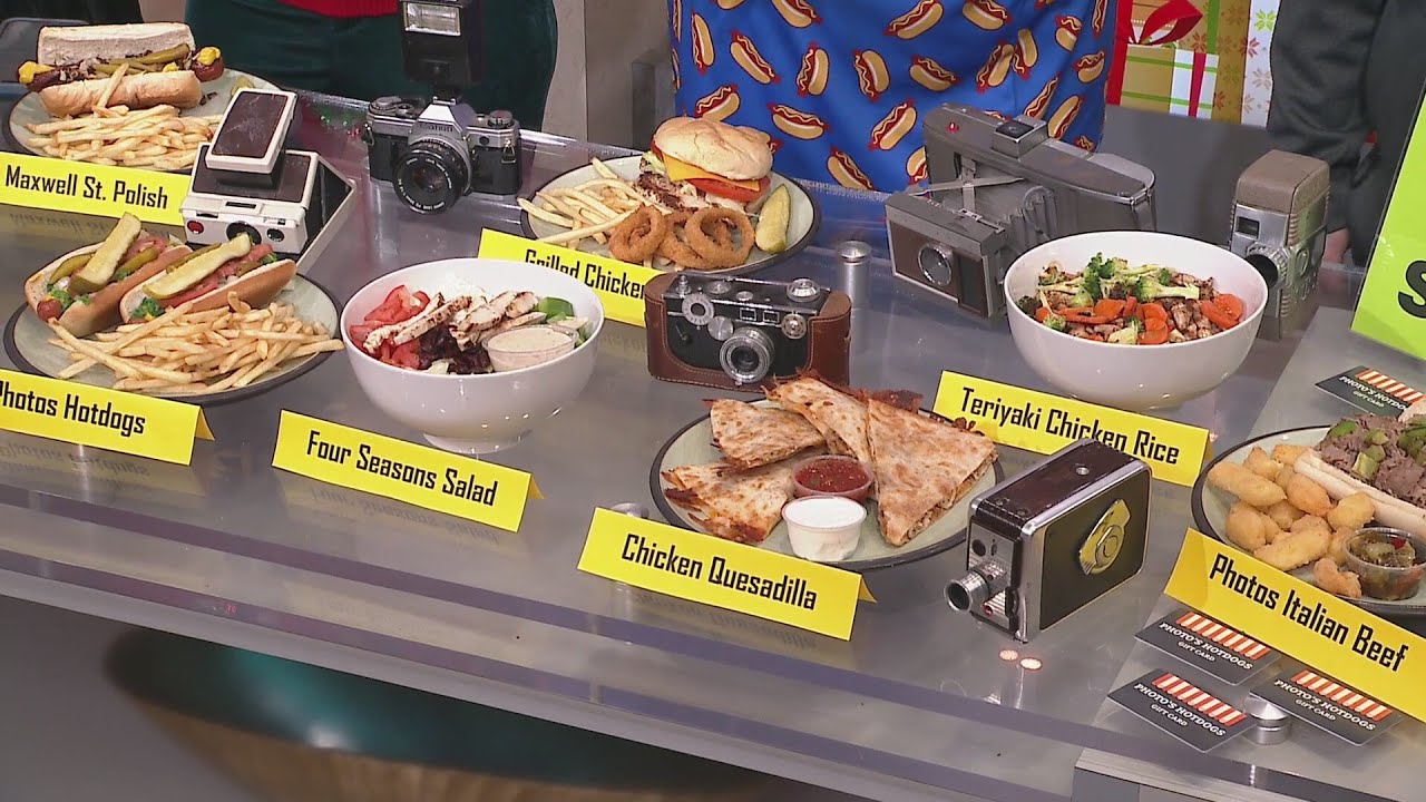 Photo's Hotdogs: Holiday Gift Card Campaign