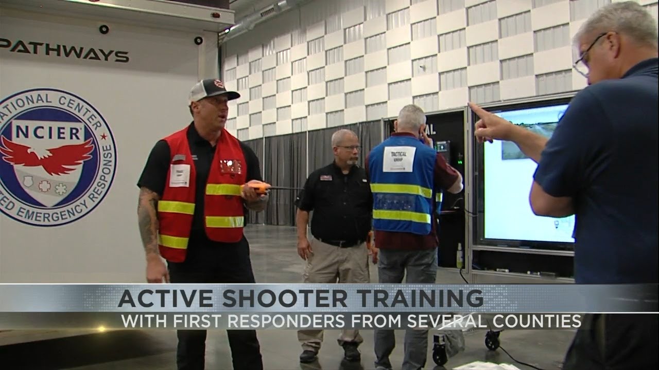 Southern Illinois first responders train in active shooter drills - YouTube
