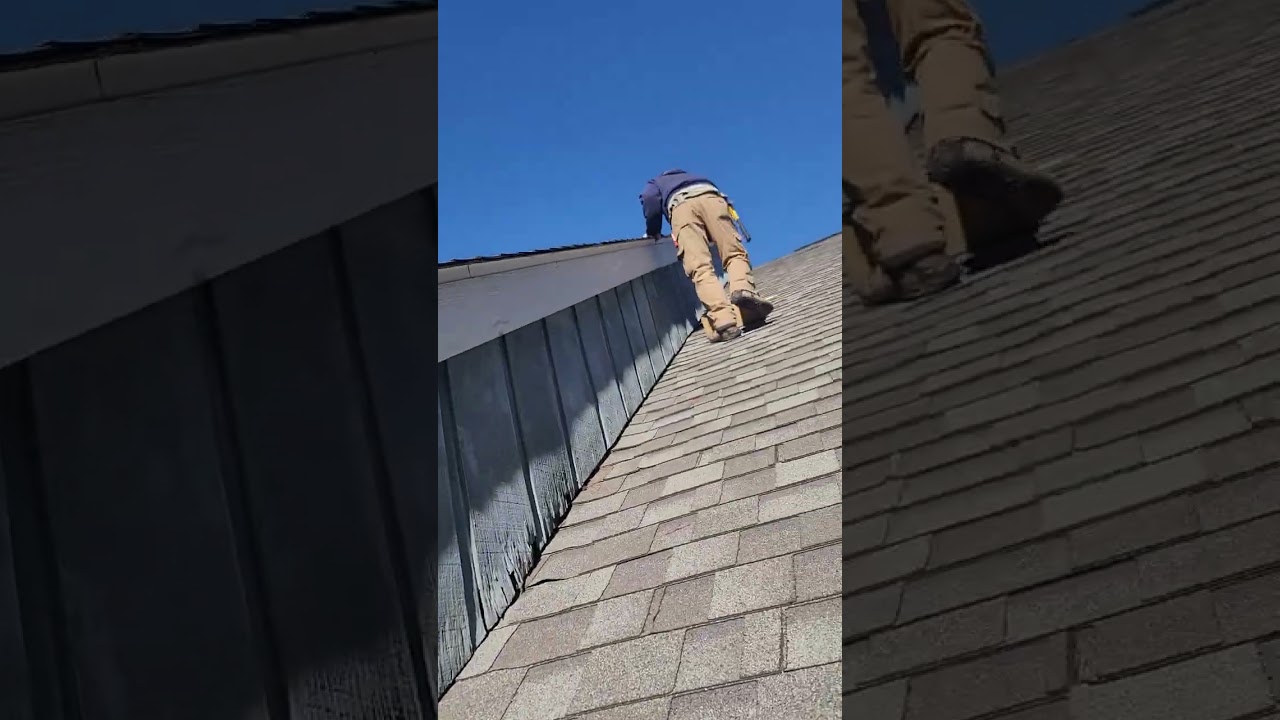 Сегодняшняя работа — замена сайдинга и ремонт черепицы.