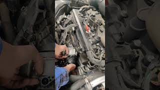 hyundai santa fe throttle body clean #automobile #rajaautomobiles #rajaauto