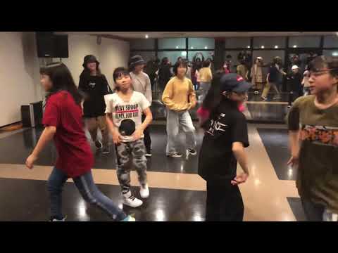 ウイウイ  ダンス　高学年　0118