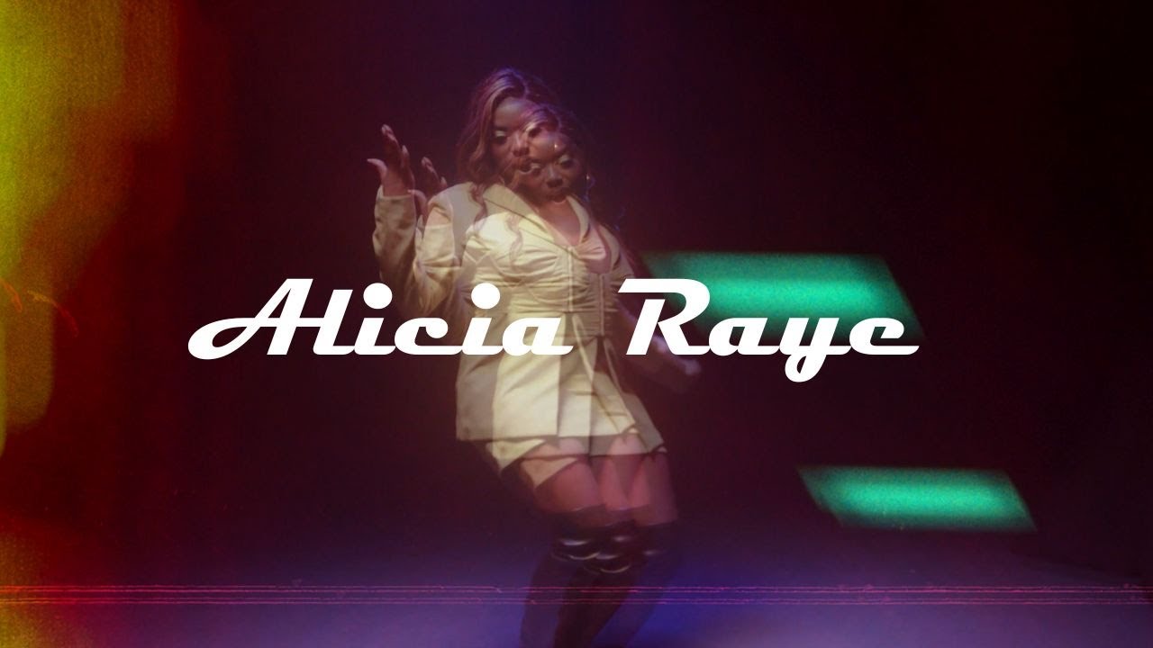 Alicia Raye  - Close To Me  (HUR | Hear Us Roar)