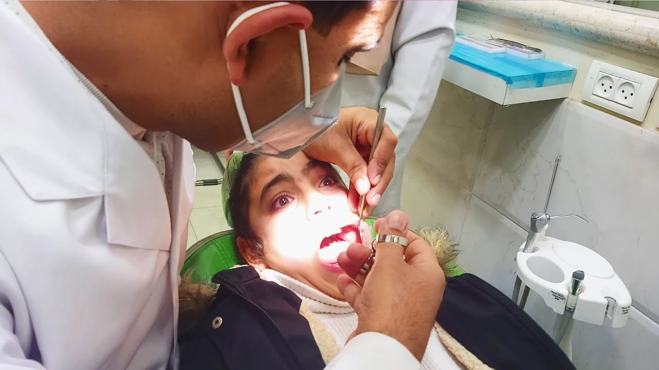 دكتور الاسنان بحكي بنعطيكم 💉 بنج ومش متسلكين معكم !!!