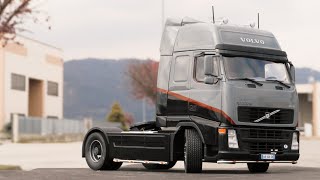 Italeri 1:24 Volvo FH16 (Full Build Video)