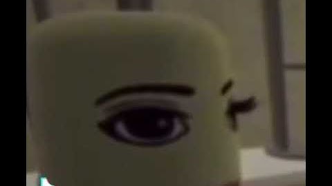 stan twitter: roblox girl slowly moving her head