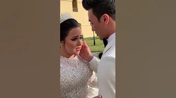 انت هدية ربنا ليا انت حبيبى وكل الناس 