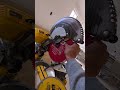 Cómo cambiar disco al miter saw