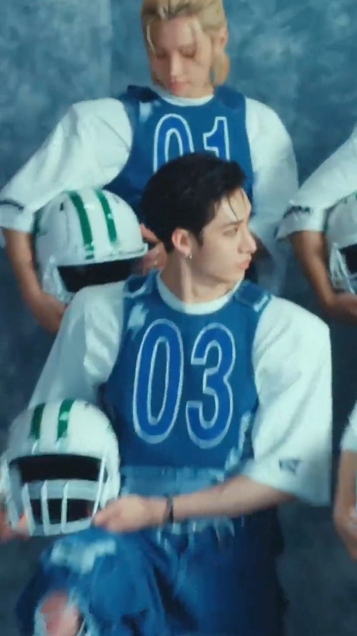 StrayKids『Super Bowl -Japanese ver.-』MV Shorts (#BangChan ver