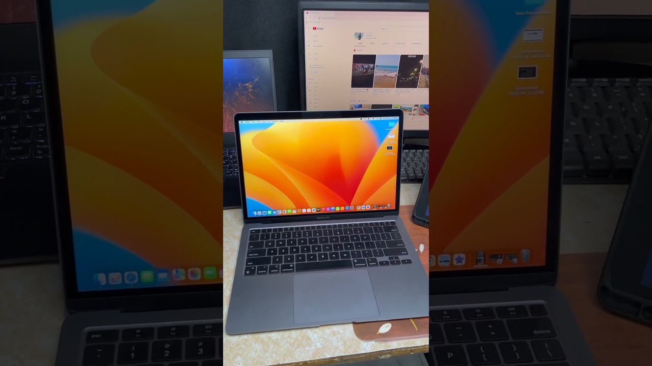 Amazing MacBook Feature Continuity Camera 