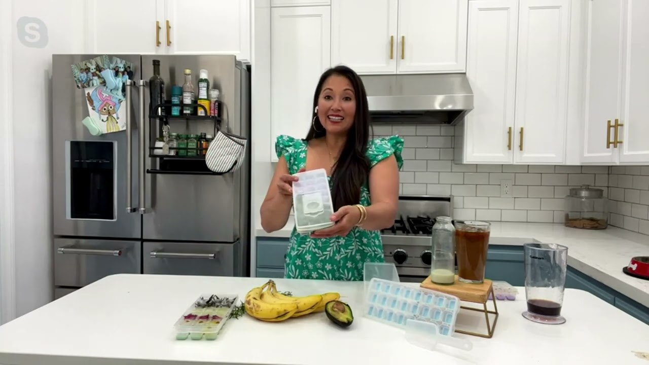 c e ll a Set of 2 Antimicrobial Ice Cube Tray w/ Scoop on QVC