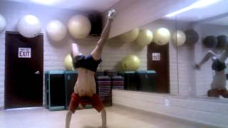 Daily hand balance #8- hand hops