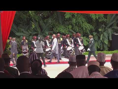 Hommage au Premier ministre Hamed Bakayoko : Arrivée du PR du Faso Roch Marc Christian Kaboré