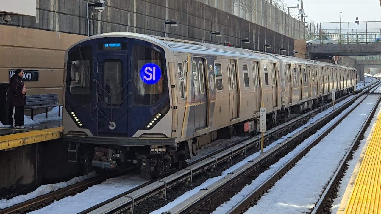MTA Staten Island Railway: St. George Bound Local Kawasaki R211S At New Dorp