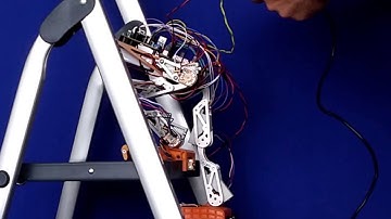 Leggett climbs to the top platform - SPRO 2, SDU