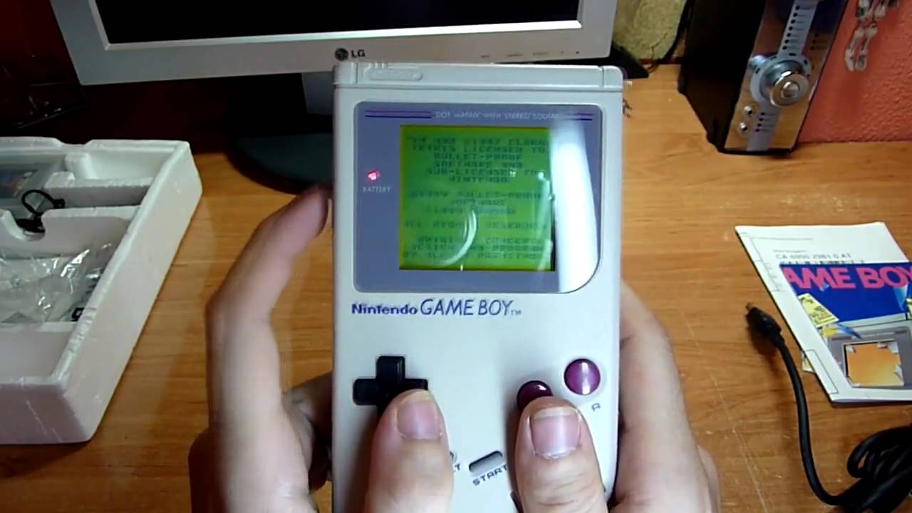servitrice Transcend pianist Game Boy Classic - 1989 - (DMG-01) - YouTube