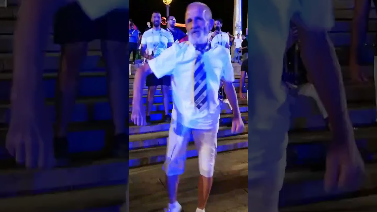 ВЕСЕЛЫЙ ДЕД