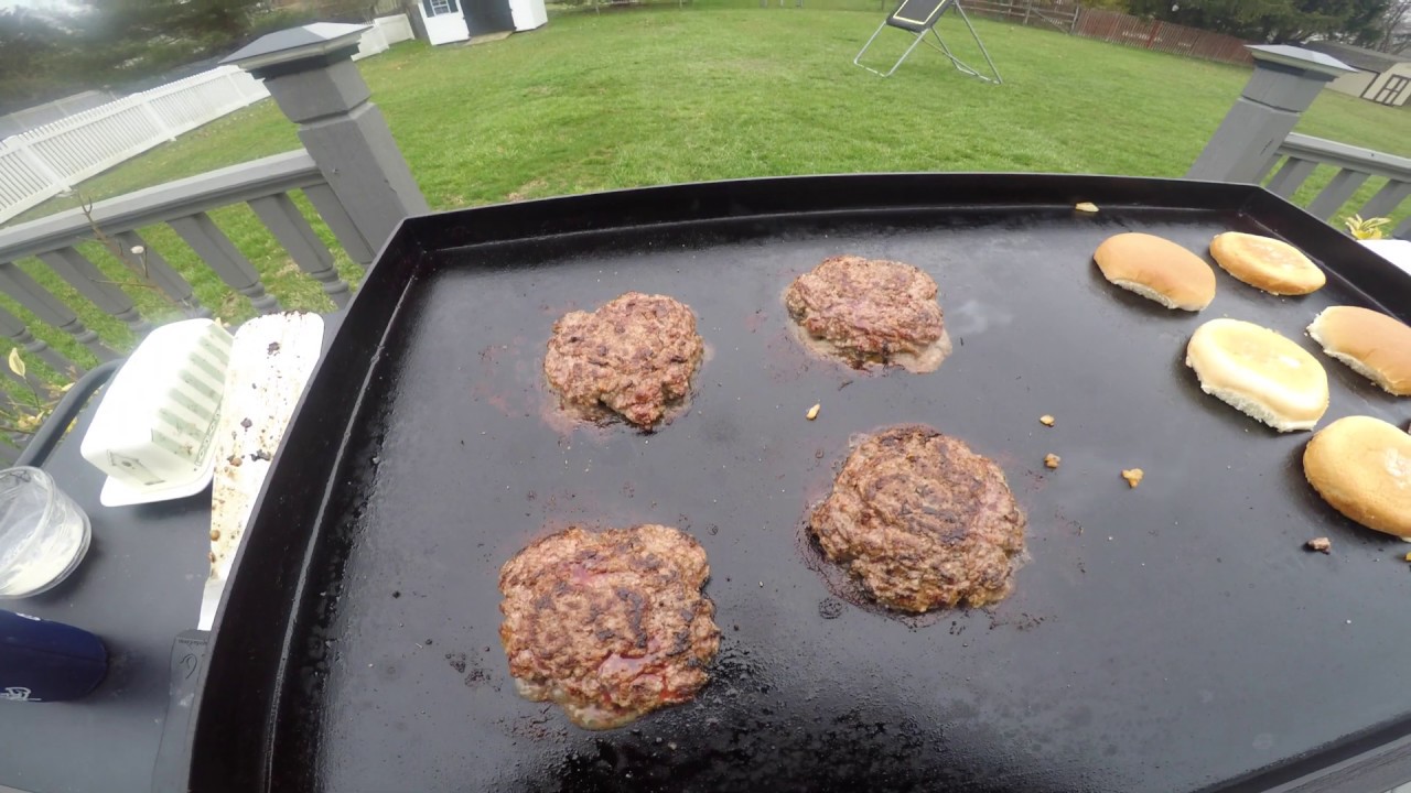 Camp Chef flat top grill SMASH BURGERS 🍔 YouTube