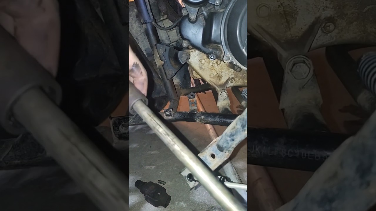 removeing the U joints and drive shaft on a Kawasaki 300