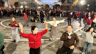 Yongji led dances, Tibetan dance medley, \