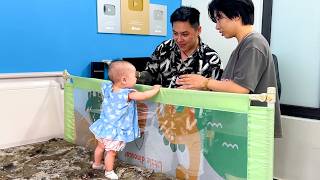 Quynh and Diem are helping their dad install a bed rail for baby Kim screenshot 1