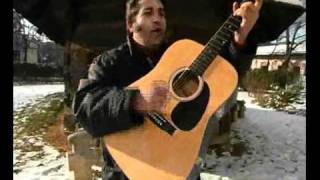 Download Lagu elvis rromano (don't step on my) gipsy shoes.flv MP3