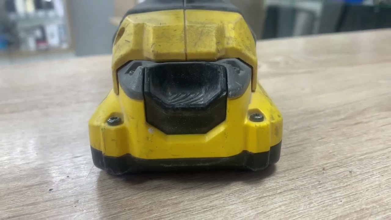 Дрель-шуруповерт аккумуляторная Stanley SFMCD711