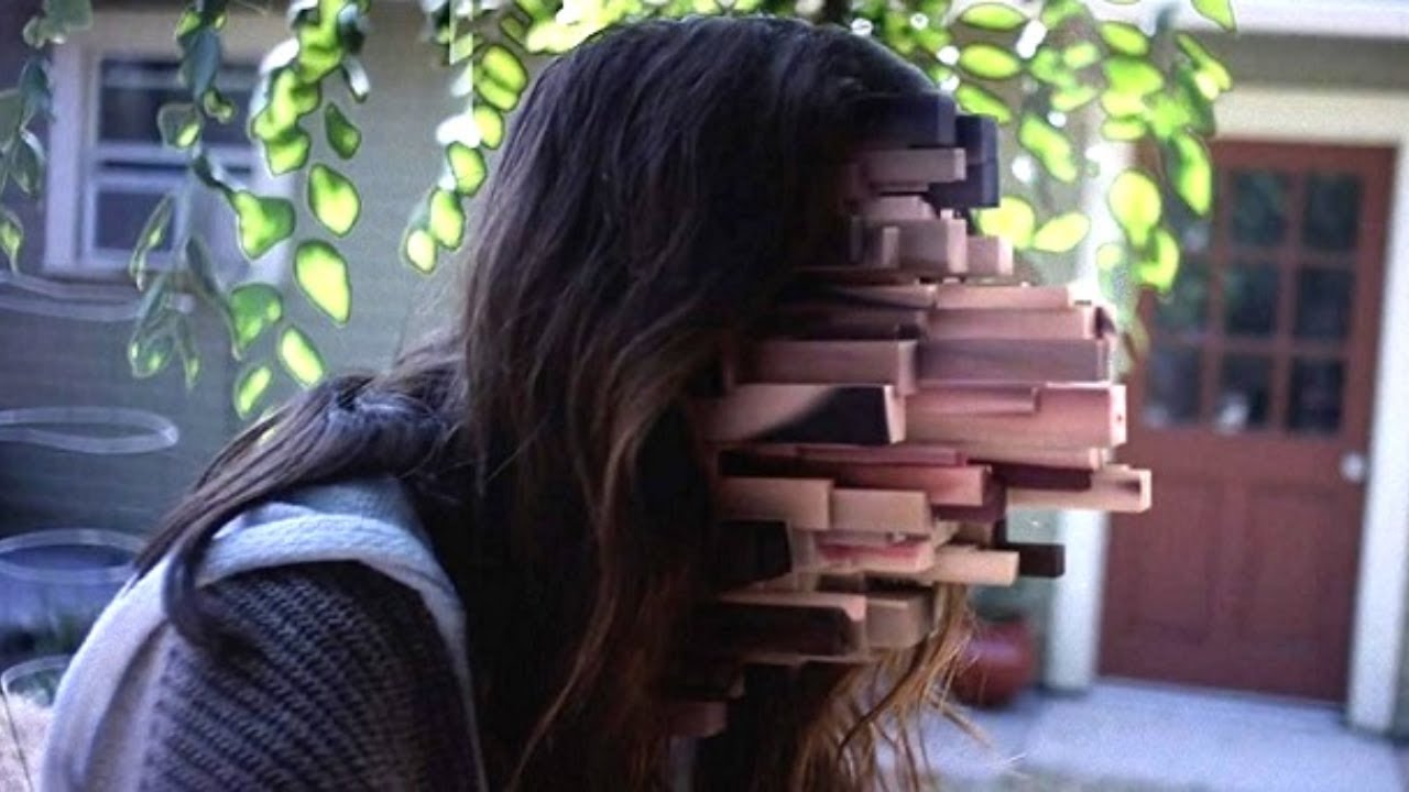 Terrifying Evidence We’re Already Living in a Parallel Universe