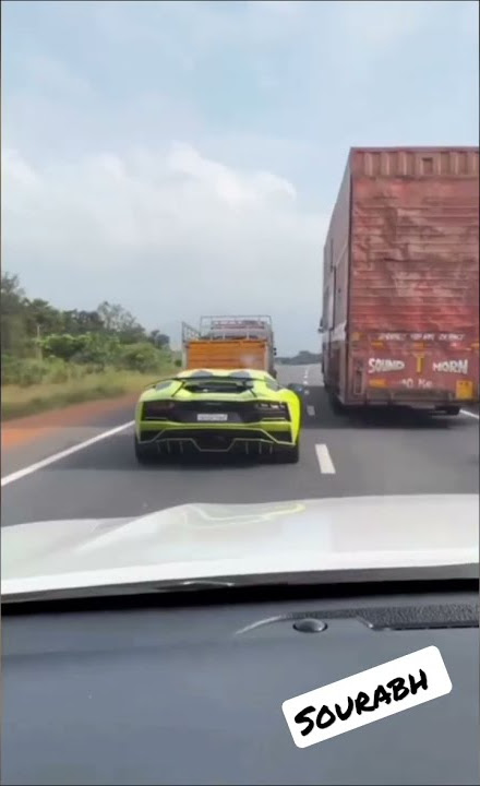 Lamborghini on highway crazy acceleration ❣️