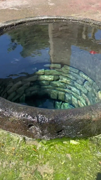 Ancient water well 🕳️