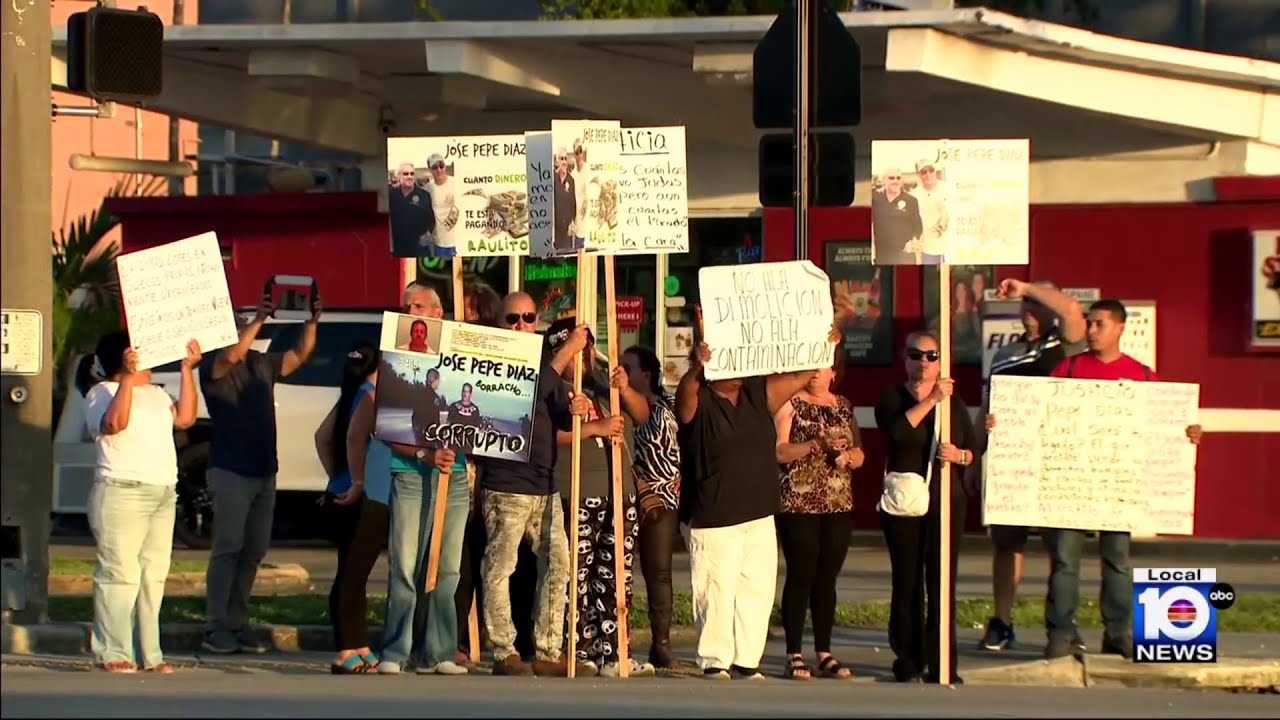 Midnight deadline looms as Li'l Abner residents fight to keep their ...