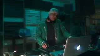 EPISODE 5.1 - DJ SLIM - 1 / 9